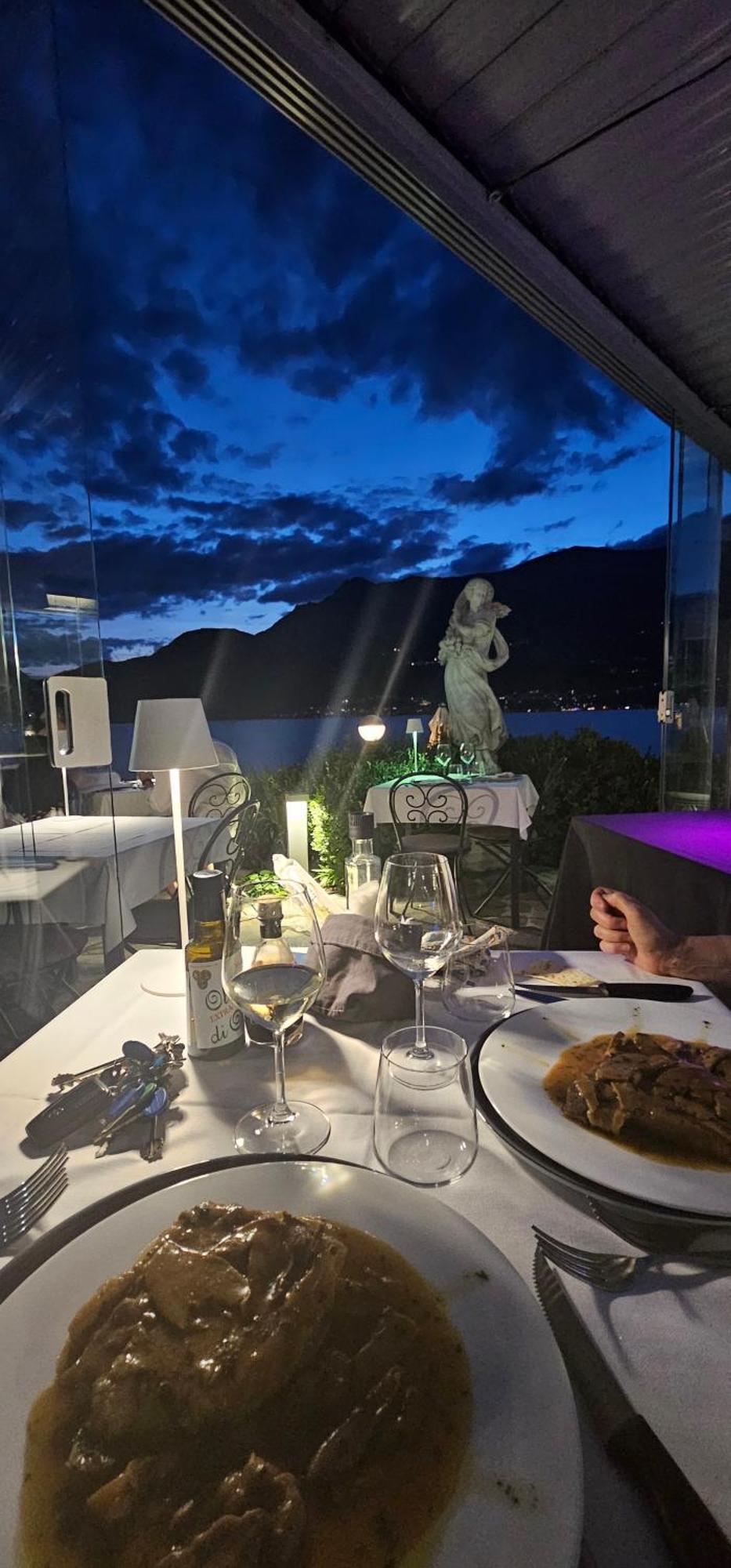 Hotel Meridiana Bellano Exterior photo