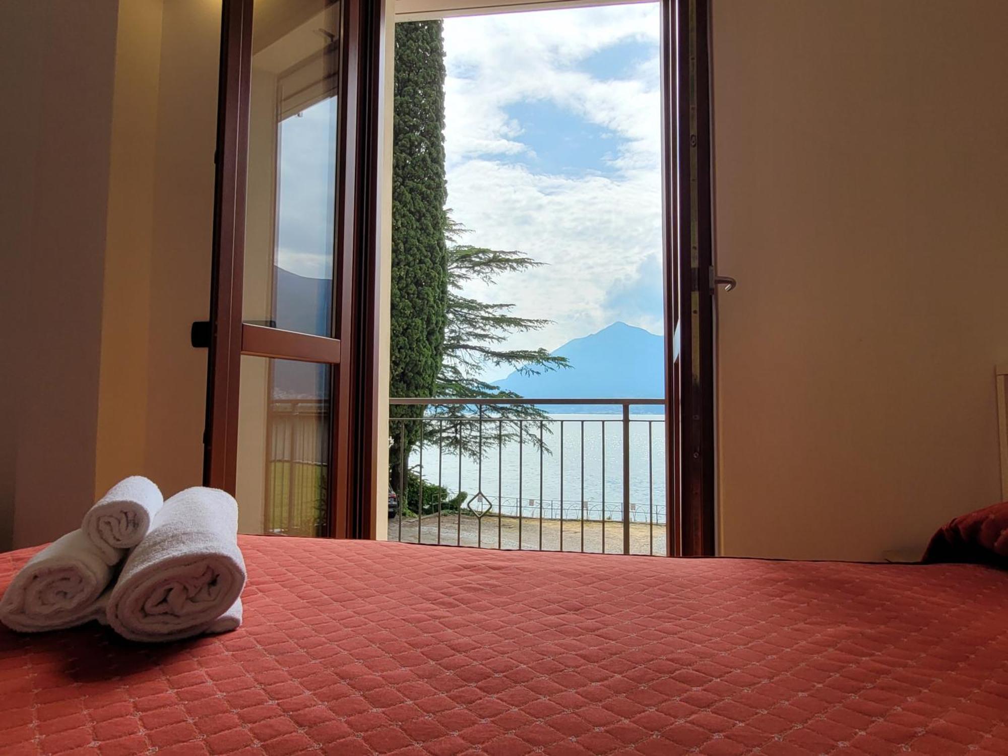 Hotel Meridiana Bellano Exterior photo
